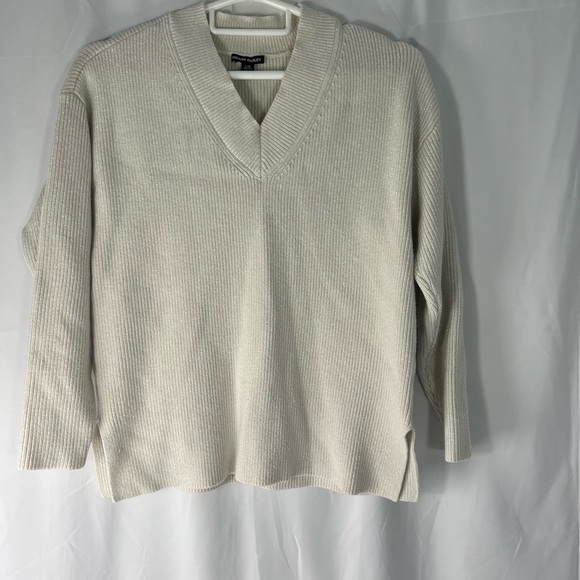 Hilary Radley Cream V-Neck Sweater - Picture 1 of 8